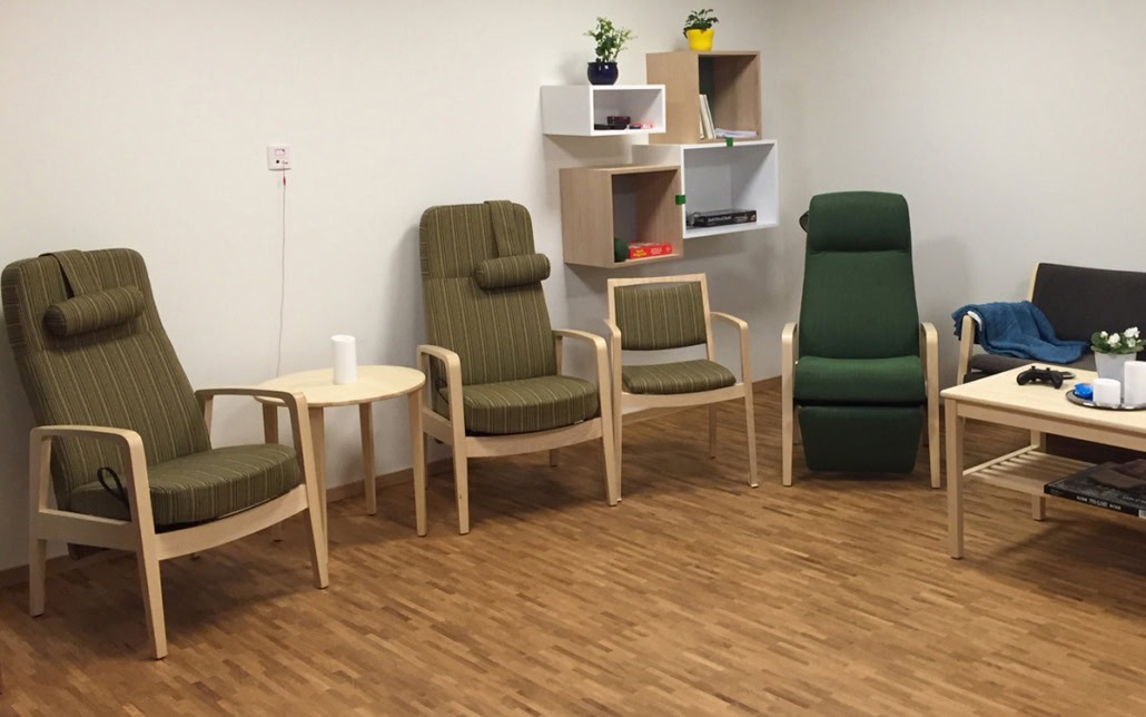 Vælg de rigtige møbler til din indretning af plejehjem